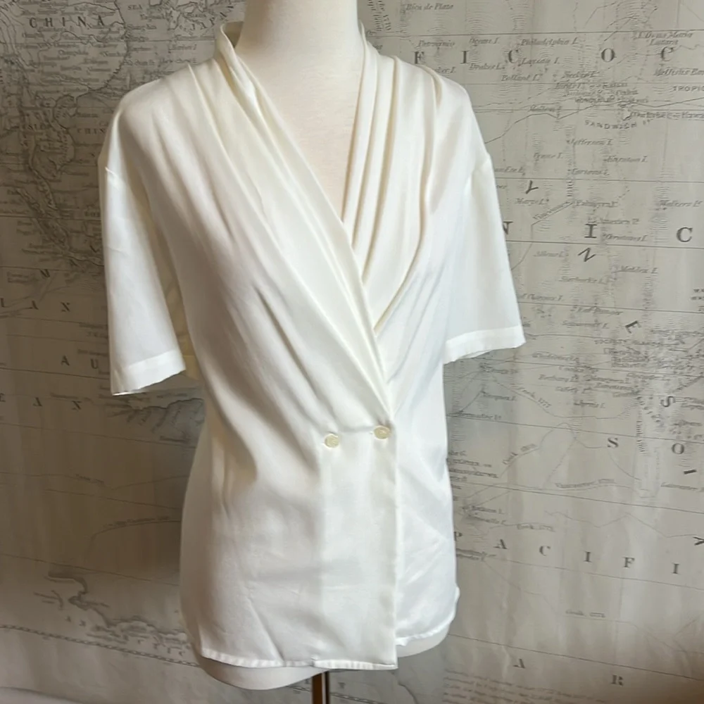 Blouse - Picture 2 of 4